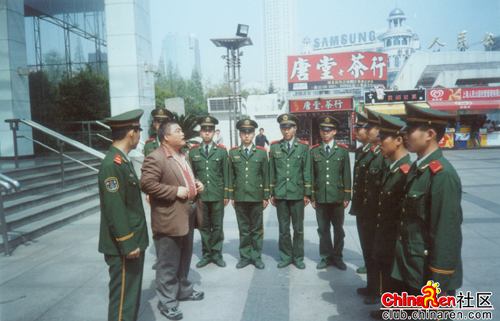 百度胖老师吧上海市公安局轨道交通分局石宇玉老师求救 微信抖音快手百度贴吧百科图片视 频知道搜索上海胖老 ...