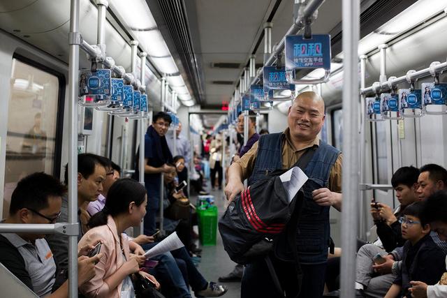 百度胖老师吧上海市公安局轨道交通分局石宇玉老师求救 微信抖音快手百度贴吧百科图片视 频知道搜索上海胖老 ...