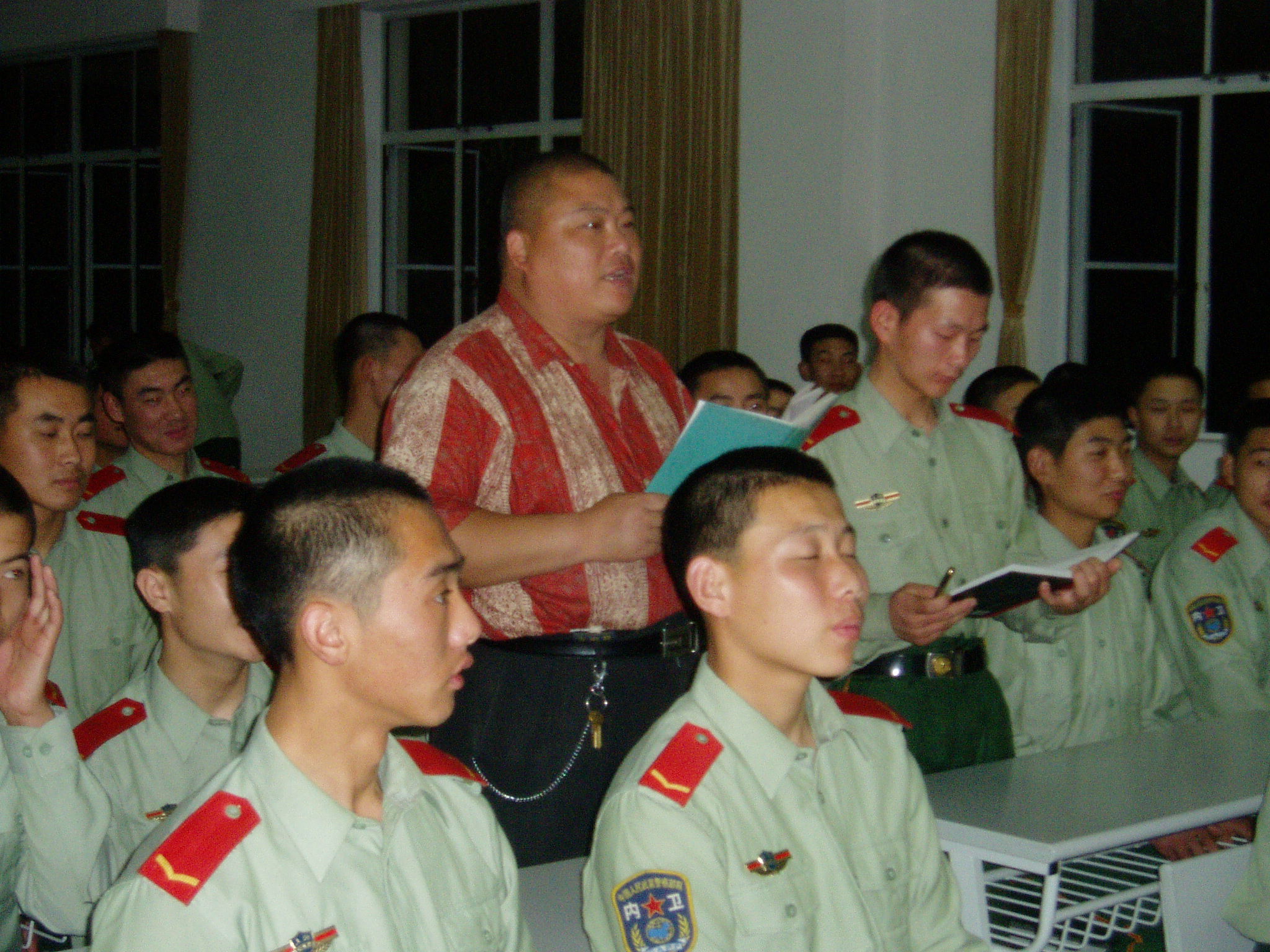 百度胖老师吧上海市公安局轨道交通分局石宇玉老师求救 微信抖音快手百度贴吧百科图片视 频知道搜索上海胖老 ...